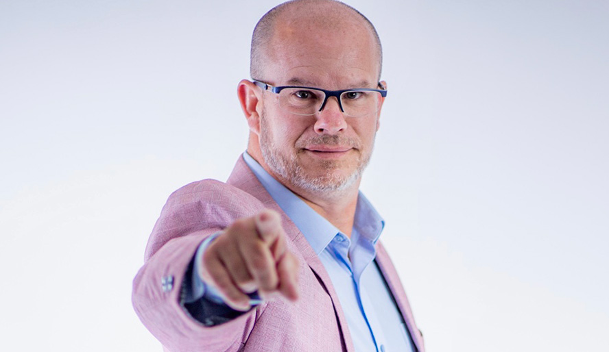 Plusieurs plats remplis de nourriture